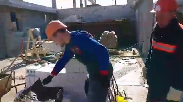 Уровень бог .... 80 уровень ... Стройка. Смотреть всем... Кладка кирпича !!! )))) смотреть онлайн