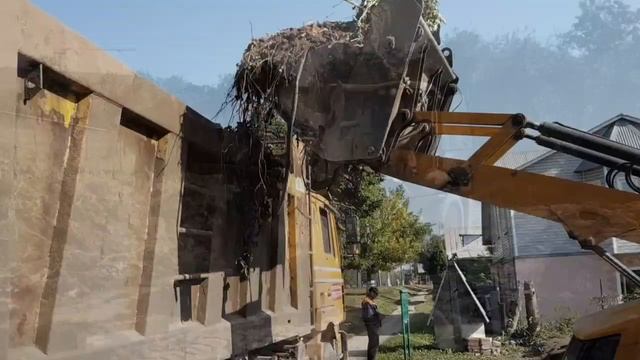 Расчистка участка во Владимире. Спил деревьев во Владимире. смотреть онлайн