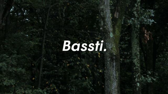 //Bassti// ~ to all the ladies in the place смотреть онлайн