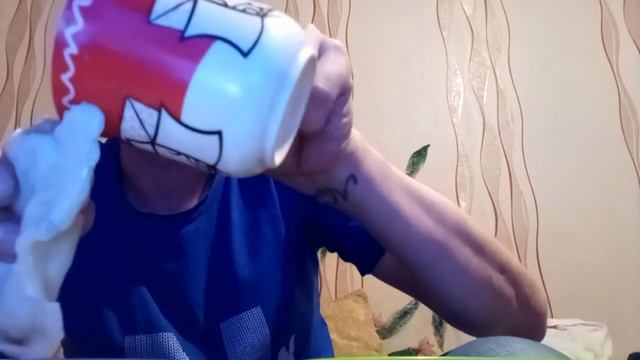 Ем пельмени в сметане с уксусом и огоньком смотреть онлайн