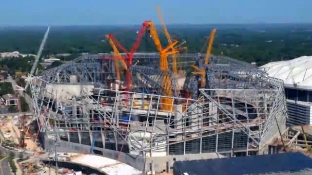 MB Stadium Construction Time-Lapse - February 2017 смотреть онлайн
