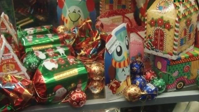 Цукерки, мандарини та шкарпетки. Закарпатці готуються до свята Миколая та Нового року. смотреть онлайн