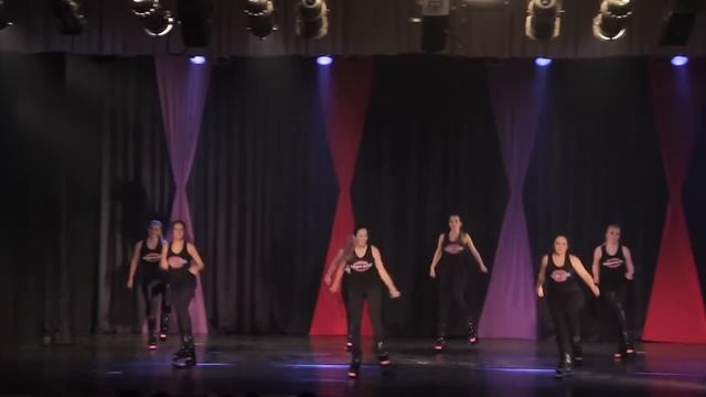 Kangoo Jumps - On the floor смотреть онлайн