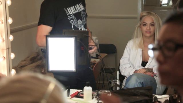 RITA ORA | X Factor First Live Show (Part 1) [Dressing Room Diaries] смотреть онлайн