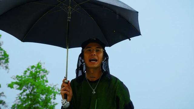 ЧТО НОСИТ OBLADAET В КЛИПЕ "HELLA PLAYERS"? [НАРЯДЫ РЭПЕРОВ] смотреть онлайн