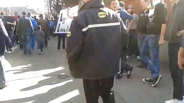 Galeria FC BIHOR scandeaza impotriva FRF смотреть онлайн