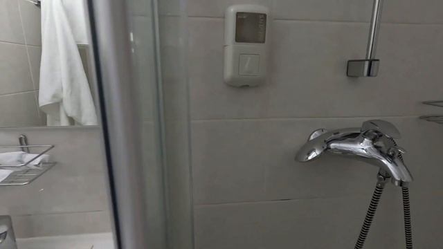 Плюсы и минусы отеля Москва в Санкт-Петербурге 2023 смотреть онлайн