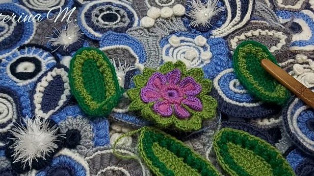 Вяжем в технике Фриформ (и Ирландское кружево). Цветок с листочками. смотреть онлайн