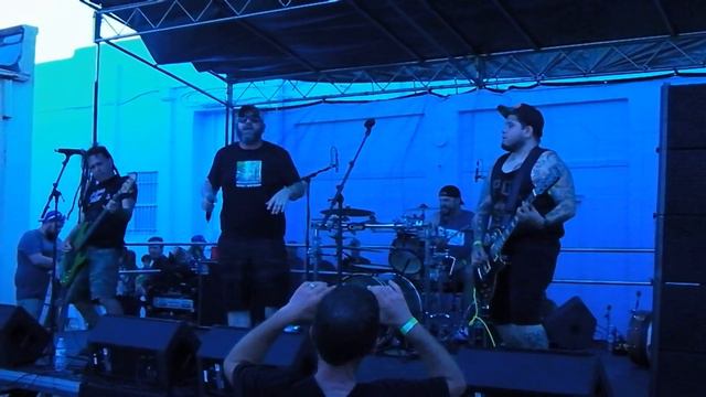 HUNTING WITH DICK CHENEY 1 OF 20 BANDS FROM ALL PART OF THE STAMP BAR SUMMERSLAM STAGE 07-11-2021 смотреть онлайн