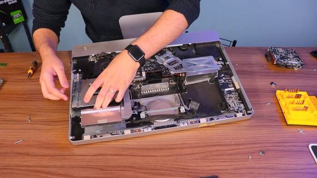 O PROBLEMA DO IMAC SÓ PODE SER A PLACA DE VÍDEO, COMO ARRUMAR? смотреть онлайн