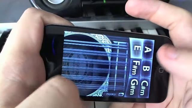 Обзор программы iAmGuitar на iPod touch 4 смотреть онлайн