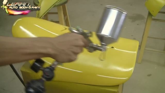 How To Paint Any Bike, Scooter or Moped Step-by-Step and Get PRO Results смотреть онлайн