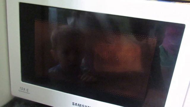 супер вкусный попкорн в микроволновке распаковка игрушек смотреть онлайн