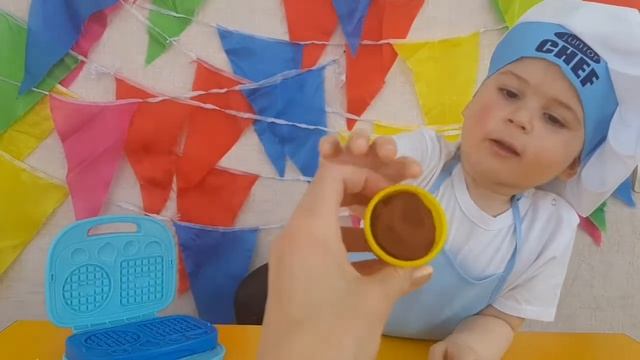 Поделки из пластилина Плей До – Лепим пирожное смотреть онлайн