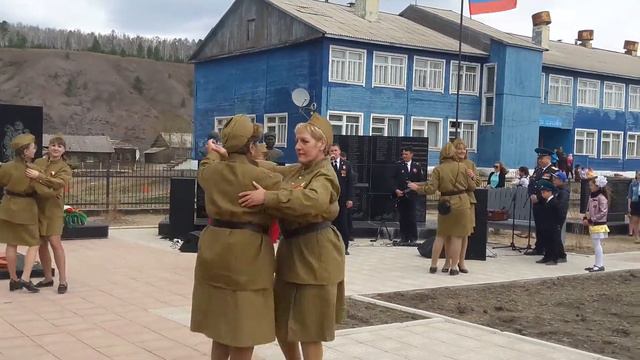 ВИА"Рубеж"-Журавли(Пгт.Усть-Карск 9-Мая 2018г) смотреть онлайн