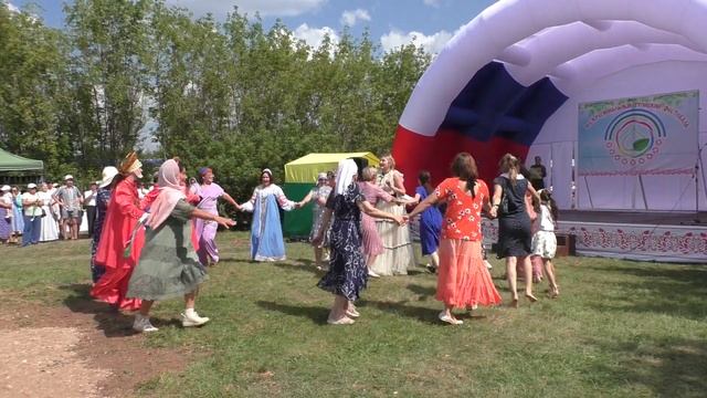 VI Межрегиональный Троицкий фестиваль фольклорных коллективов смотреть онлайн