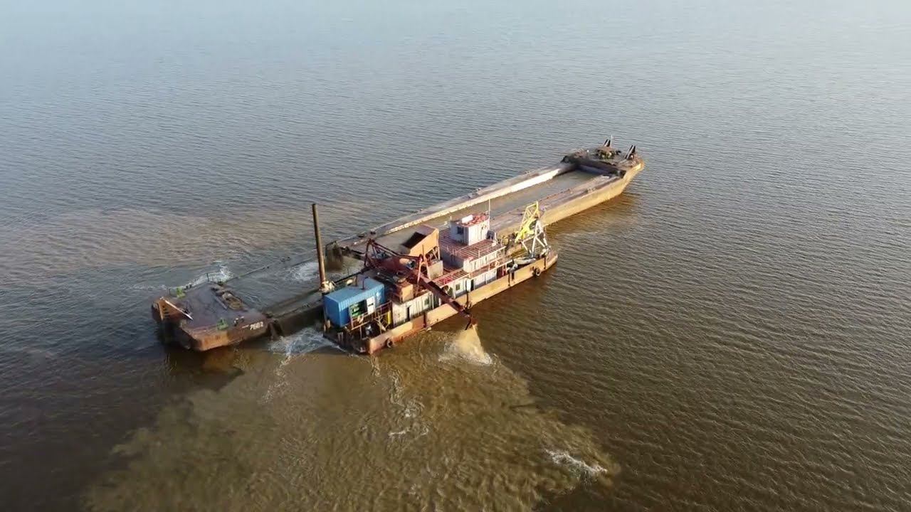 Дноуглубительные работы на Волге-Dredging on the Volga River(Uglich reservoir)-伏尔加河上的疏浚（Uglich水库） смотреть онлайн