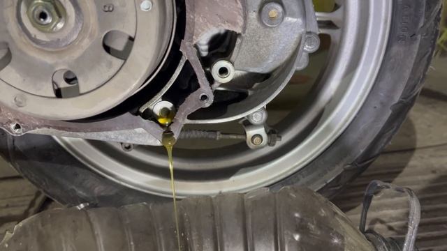 ТО скутера Suzuki ZZ Inch Up Sport - Трансмиссия