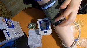 Автоматический тонометр AND UA-888. Распаковка, тест.