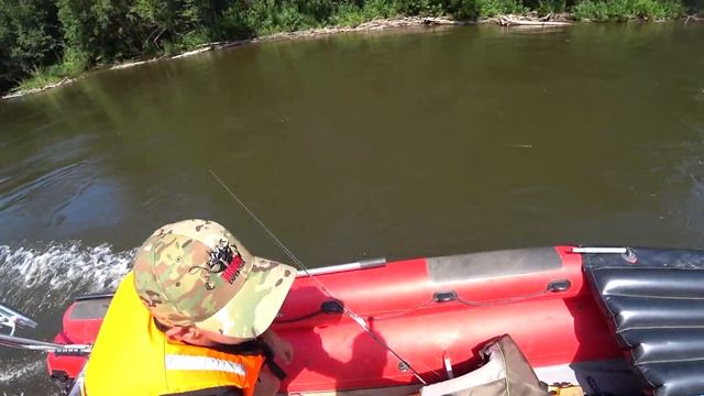 РЫБАЛКА С НОЧЕВКОЙ. 2 дня ТАКОЕ В ПЕРВЫЙ РАЗ. Река Арму смотреть онлайн