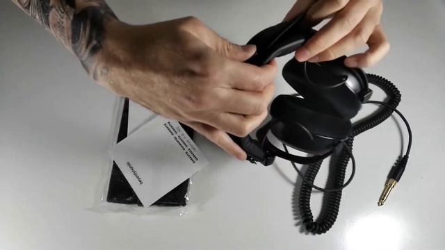 Beyerdynamic DT 880 PRO Black Edition - Unboxing (Português)