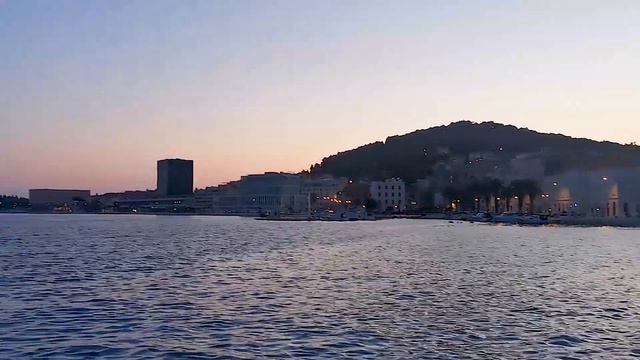 Marko Uvodić Splićanin - Kako se Split budi (iz predstave Ol' smo za jedan dan) смотреть онлайн