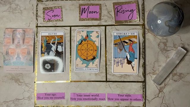 December 2022 Tarot Reading - Cancer Sun, Moon and Rising and BONUS Oracle Card! смотреть онлайн
