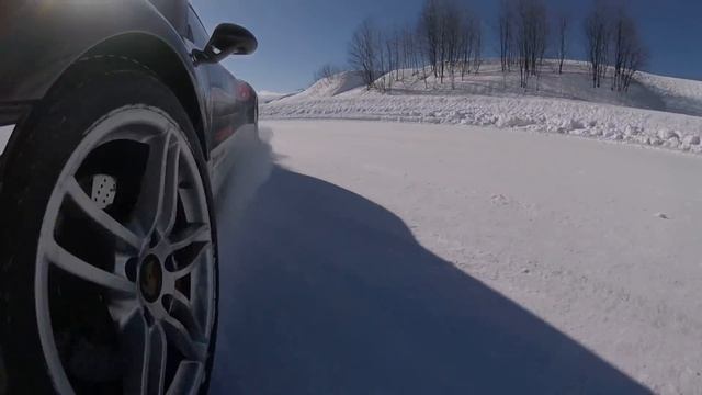 Drifting at Porsche Camp 4RS Canada смотреть онлайн