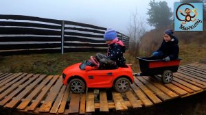 Дети и Машина. Красная машина, Постройка моста и Полицейский фургон. Манкиту