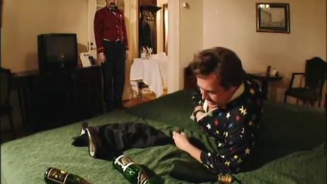 Городок. Жалобная книга..avi смотреть онлайн