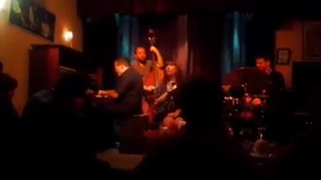 "You Turned the Tables on me" Romina Fuchs Quartet смотреть онлайн