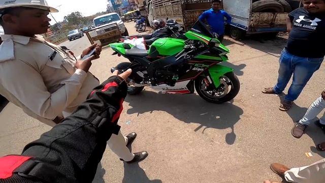 Police Stopped My Zx10r ? Biker vs Superbike ? смотреть онлайн