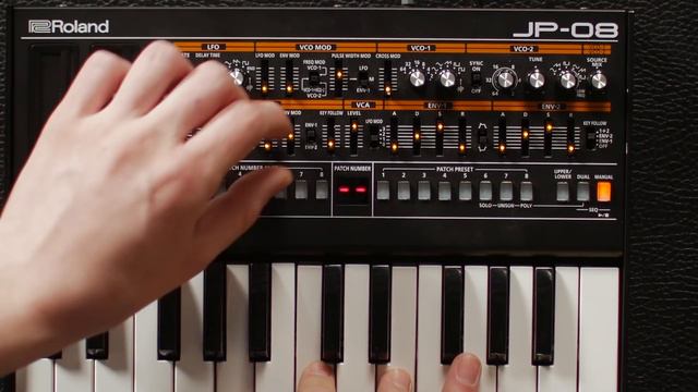 Roland JP-08 Jupiter 8 Sound Module | Reverb Demo Video смотреть онлайн