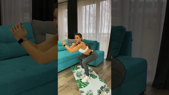 Учимся правильно приседать ✅ смотреть онлайн