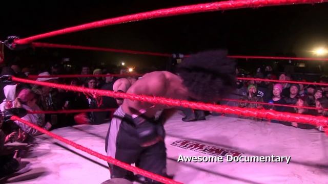 Extreme Midget Wrestling - King Midget vs The Redneck смотреть онлайн