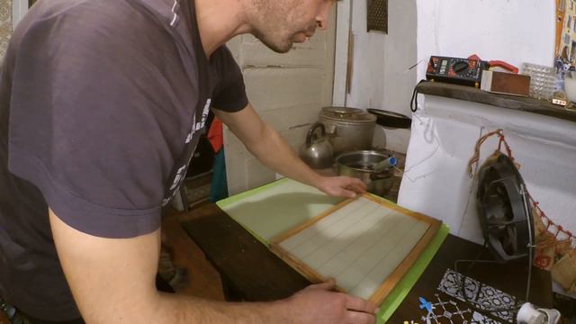 Вощина своими руками из своего воска на силиконовой матрице! смотреть онлайн