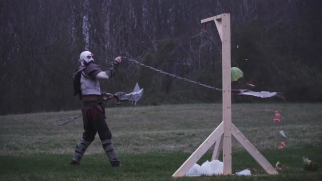 REAL LIFE Kratos' Blades of Chaos from God Of War!! Ultimate Test смотреть онлайн