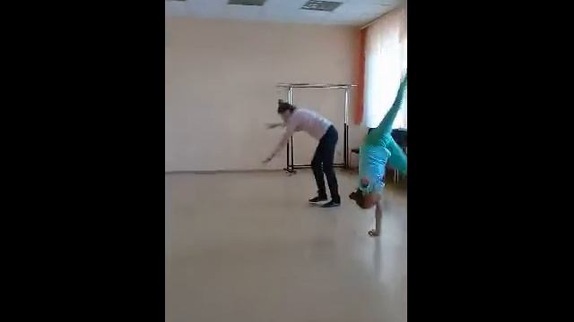 Игры после танцев. Было весело!!! смотреть онлайн