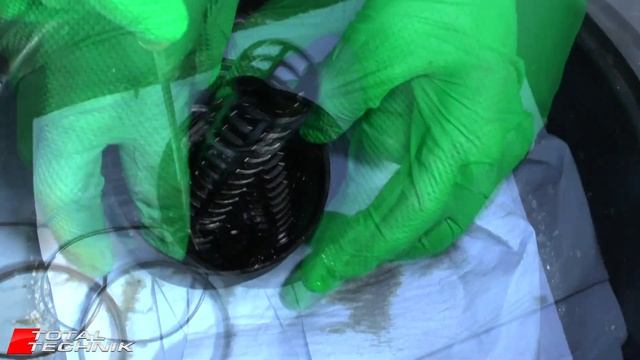 How to Service Your Audi 3.0 TFSI - Q7 - TOTAL TECHNIK смотреть онлайн