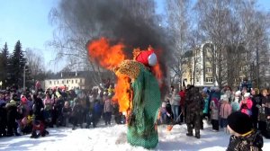 Сожжение чучела Масленицы в городе Вязники