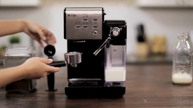 Mr.Coffee® One Touch Coffeehouse смотреть онлайн