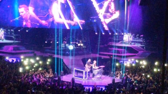 Muse - Dig Down at Oracle Arena (piano acoustic cover, 4K) смотреть онлайн