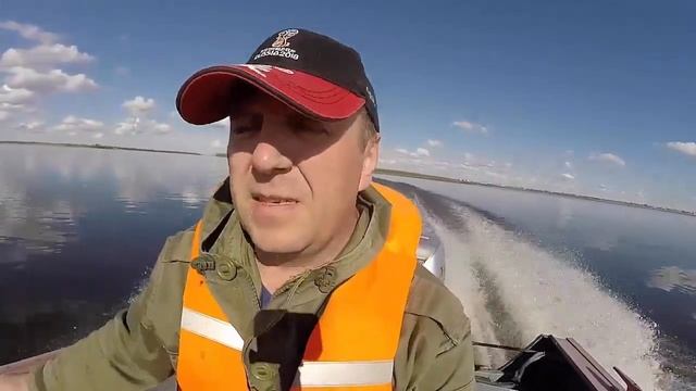 Установка лодочного мотора на Прогресс 4 | подбор высоты с проверкой на воде смотреть онлайн