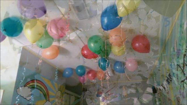 Оригинальное оформление стены к выпускному! Подготовка к выпускному в детском саду смотреть онлайн