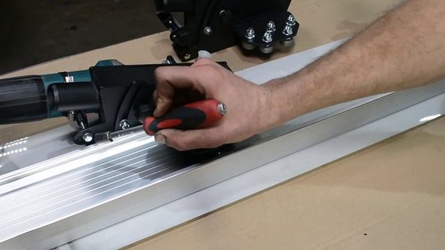 Каретка под УШМ на шину Sigma смотреть онлайн