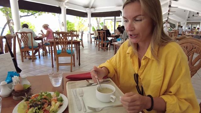 МАЛЬДИВЫ ПО ЦЕНЕ ТУРЦИИ. КАК ВЫГЛЯДИТ ОТДЫХ В ОТЕЛЕ 5 ЗВЕЗД SUN ISLAND смотреть онлайн