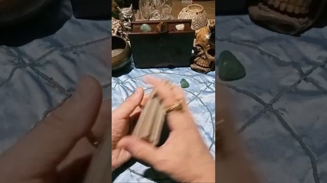 Гадание, Один Вопрос-Ответ... смотреть онлайн