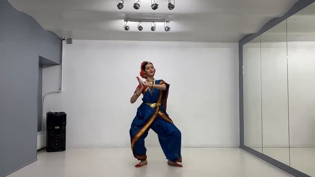 Екатерина Панчишина- студия индийского танца Анугама Санкт Петербург, Россия -Мамавату шри Сарасват смотреть онлайн