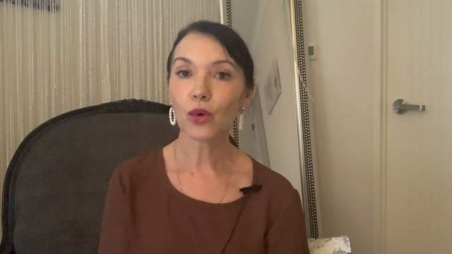 Улыбка Джоконды. Как правильно держать легкую улыбку? Снимаем напряжение с лица. смотреть онлайн