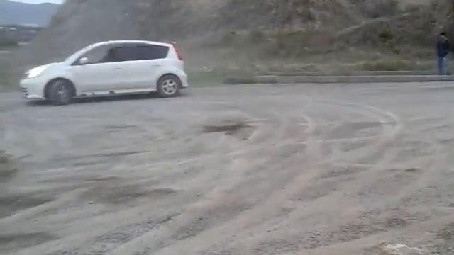 NISSAN NOTE.... :))) смотреть онлайн